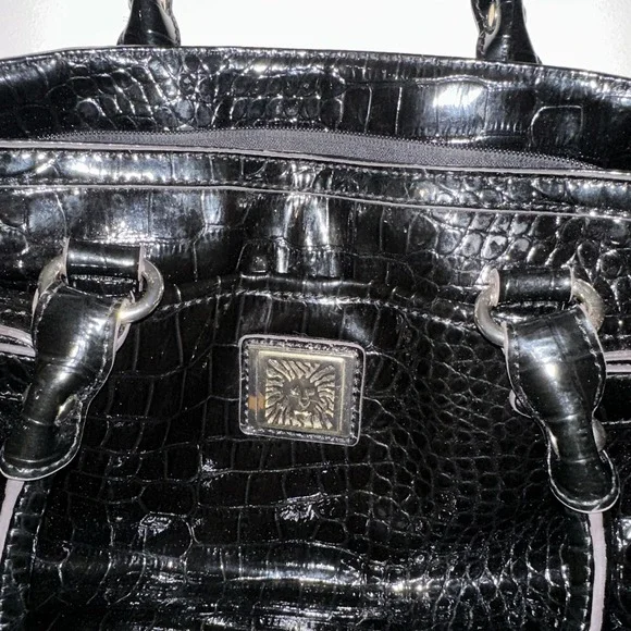 Anne Klein Black Croc-embossed Large Shoulder Bag Handbag Purse Gold‎ Hardware - Picture 2 of 12